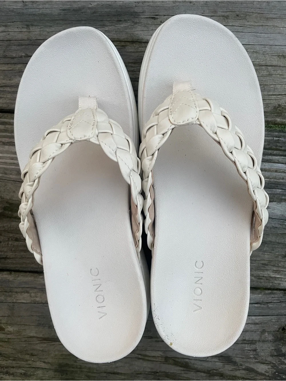Vionic Women's Braided Thong Sandals
